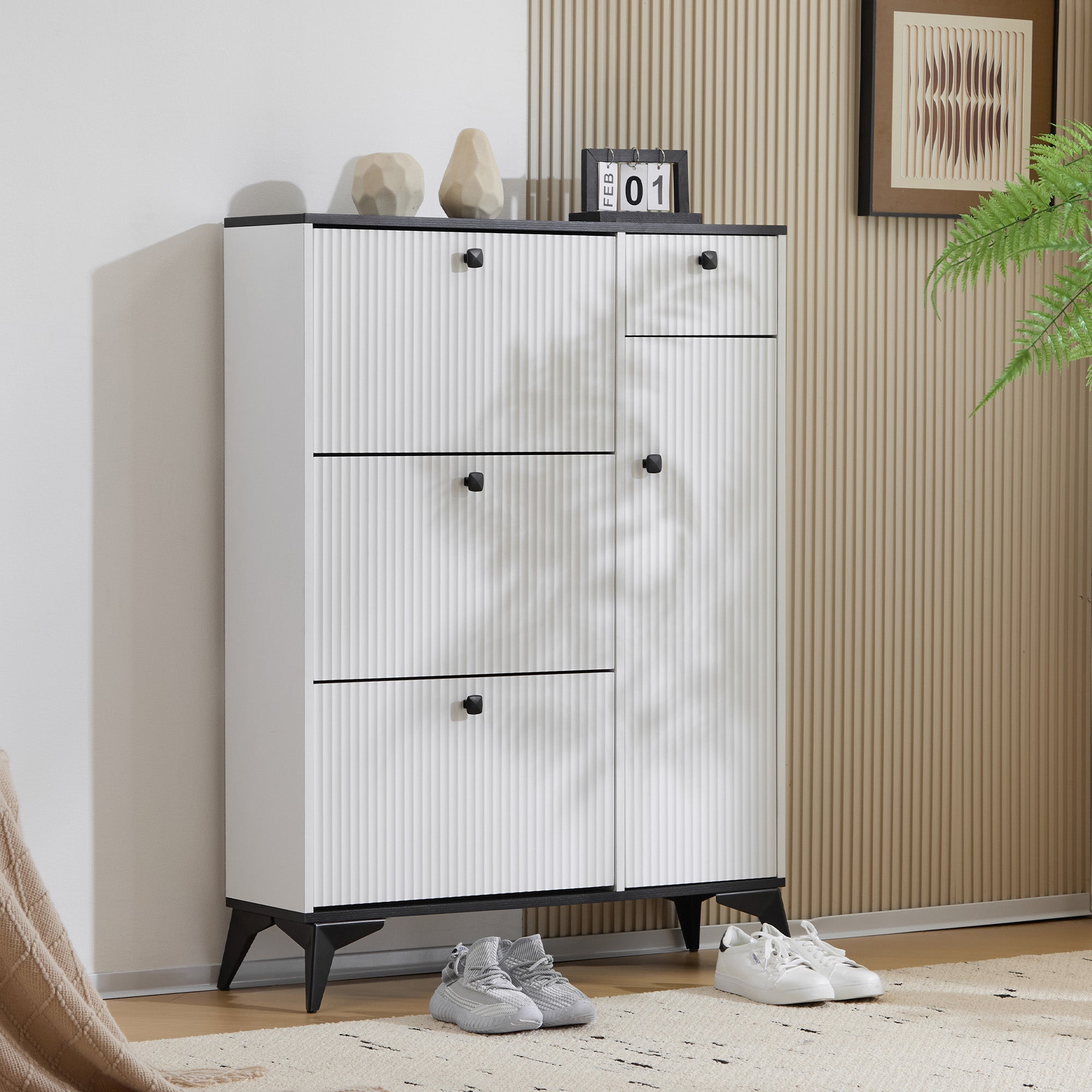 Logidon schoenenkast wit zwart H 121 cm 3 kleppen 1 lade 1 deur