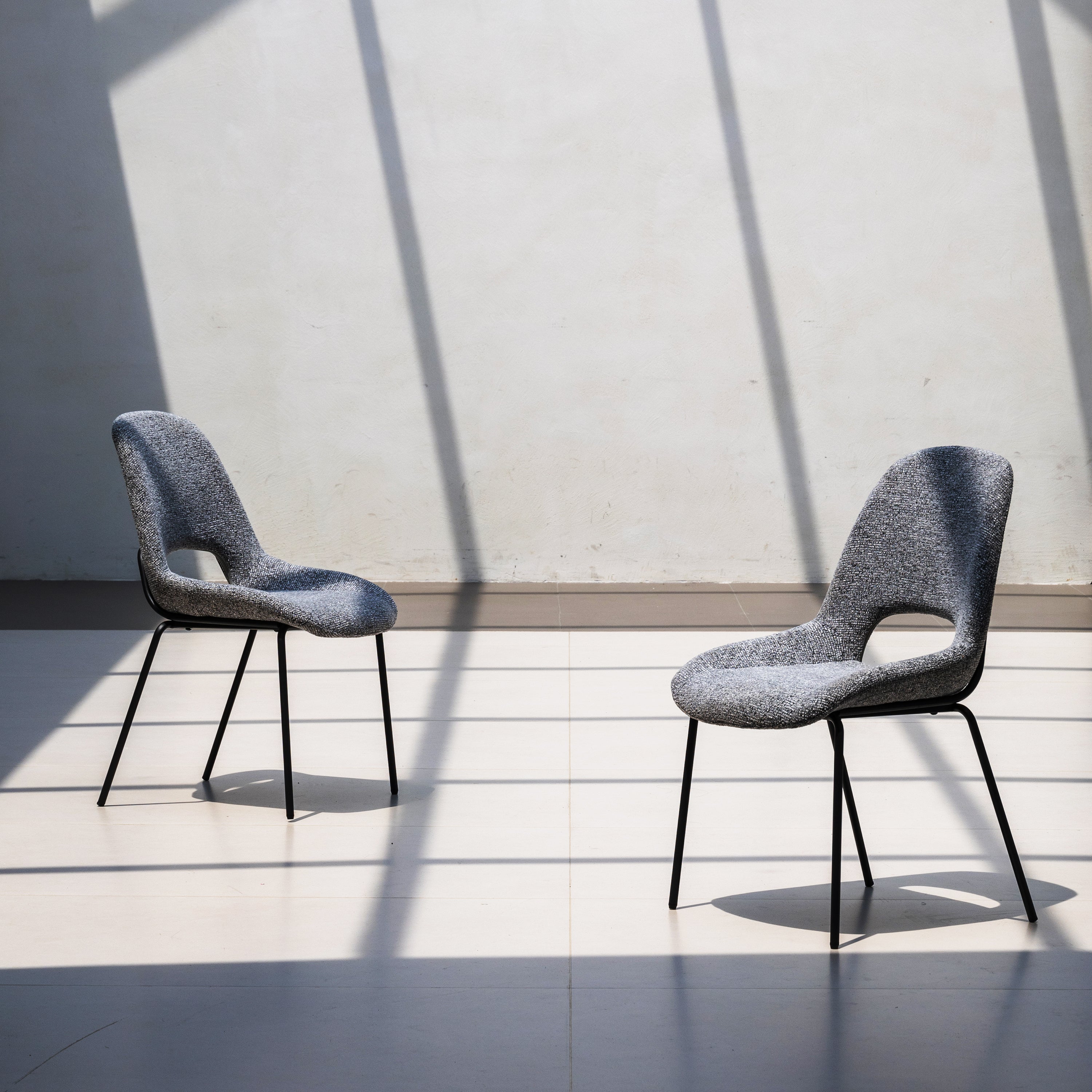 Logidon Julie Eettafelstoelen Grijs Bouclé Set van 2 Open Rug Design