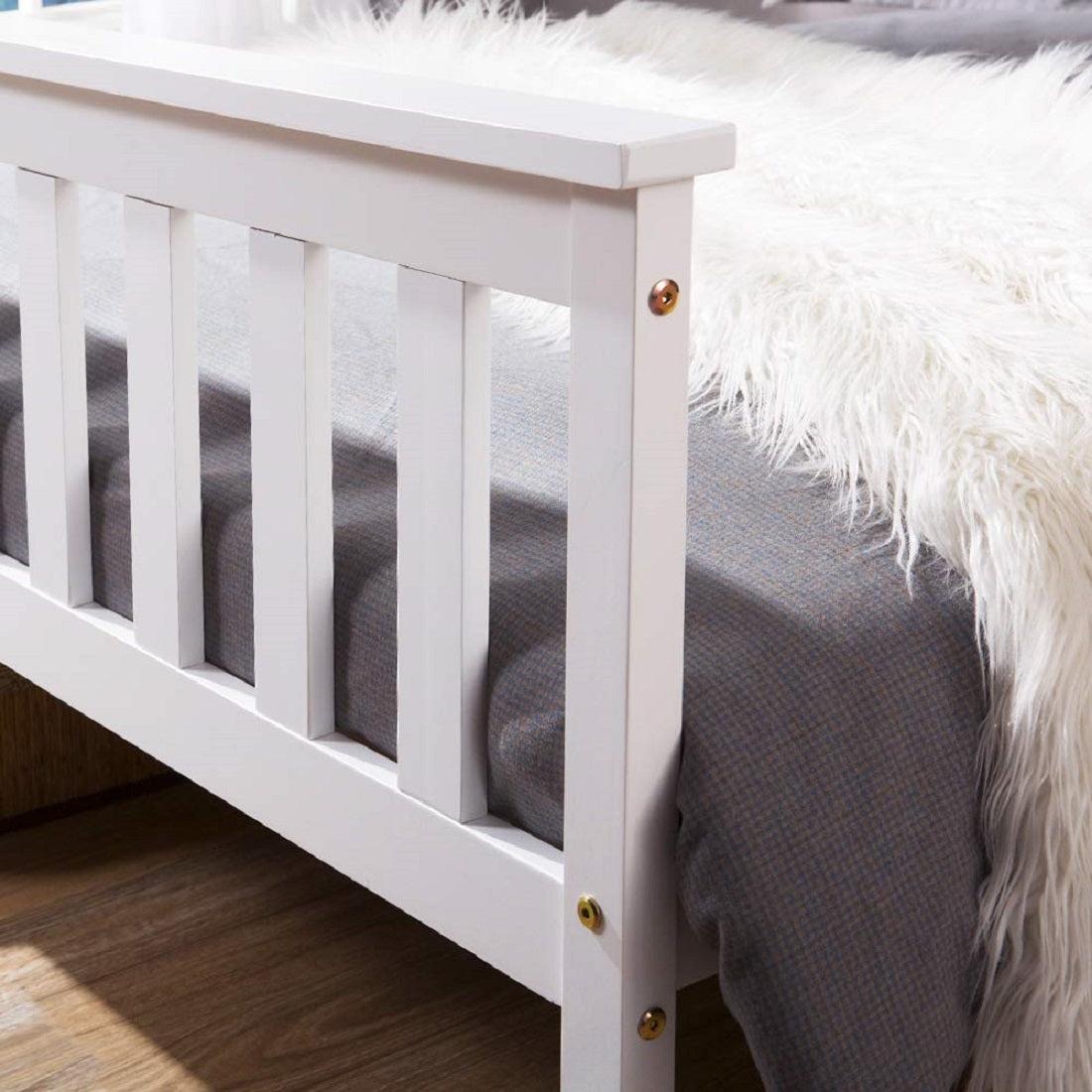 Logidon tweepersoonsbed 140 x 200 cm massief hout wit elegant design