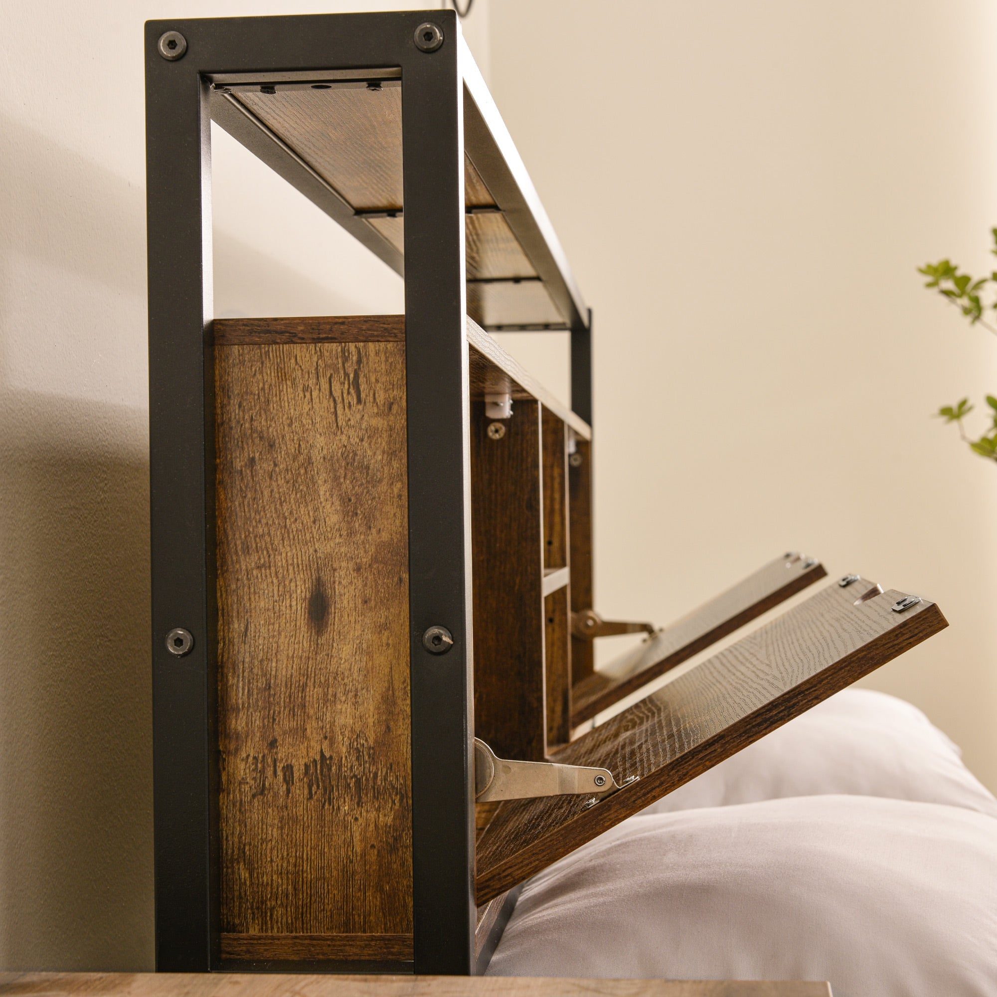 Logidon tweepersoonsbed 140x200 bruin hout metalen frame opbergruimte