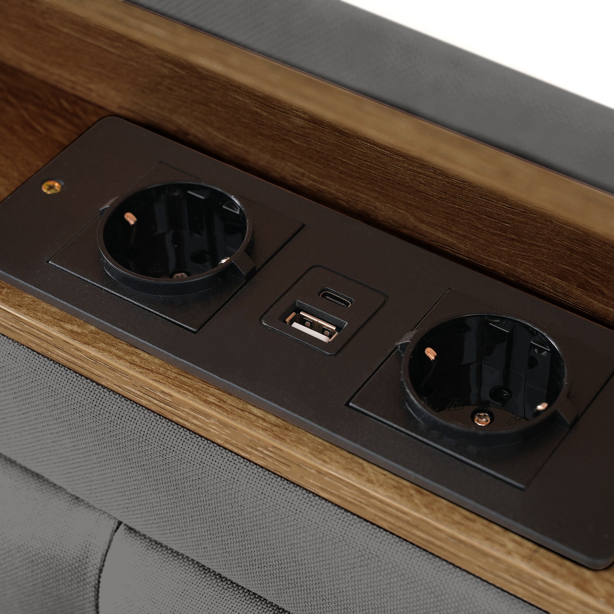 Logidon grijs gestoffeerd bed 160x200 cm met 4 lades USB C-aansluiting