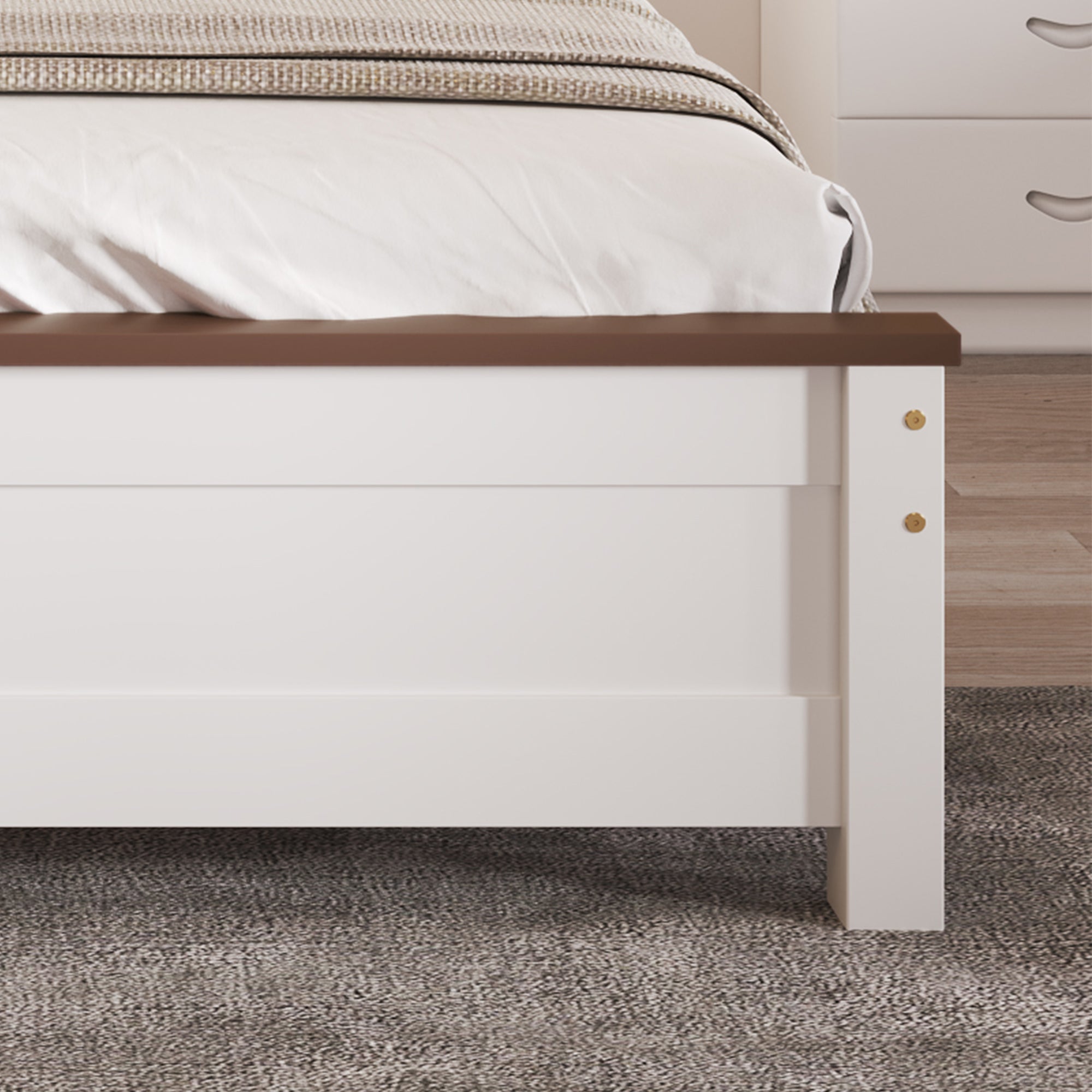 Logidon tweepersoonsbed grenenhouten frame 140x200 witte kleurblokken