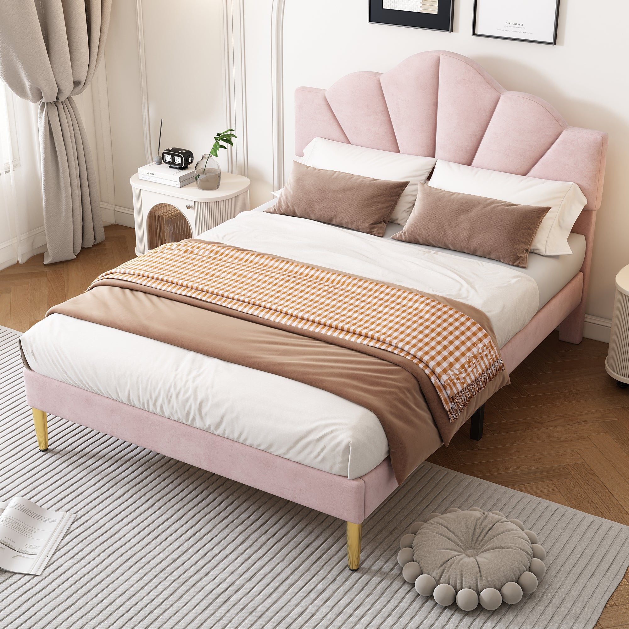Logidon fluweel gestoffeerd bed roze 140x200 cm met schelpvormig hoofdbord