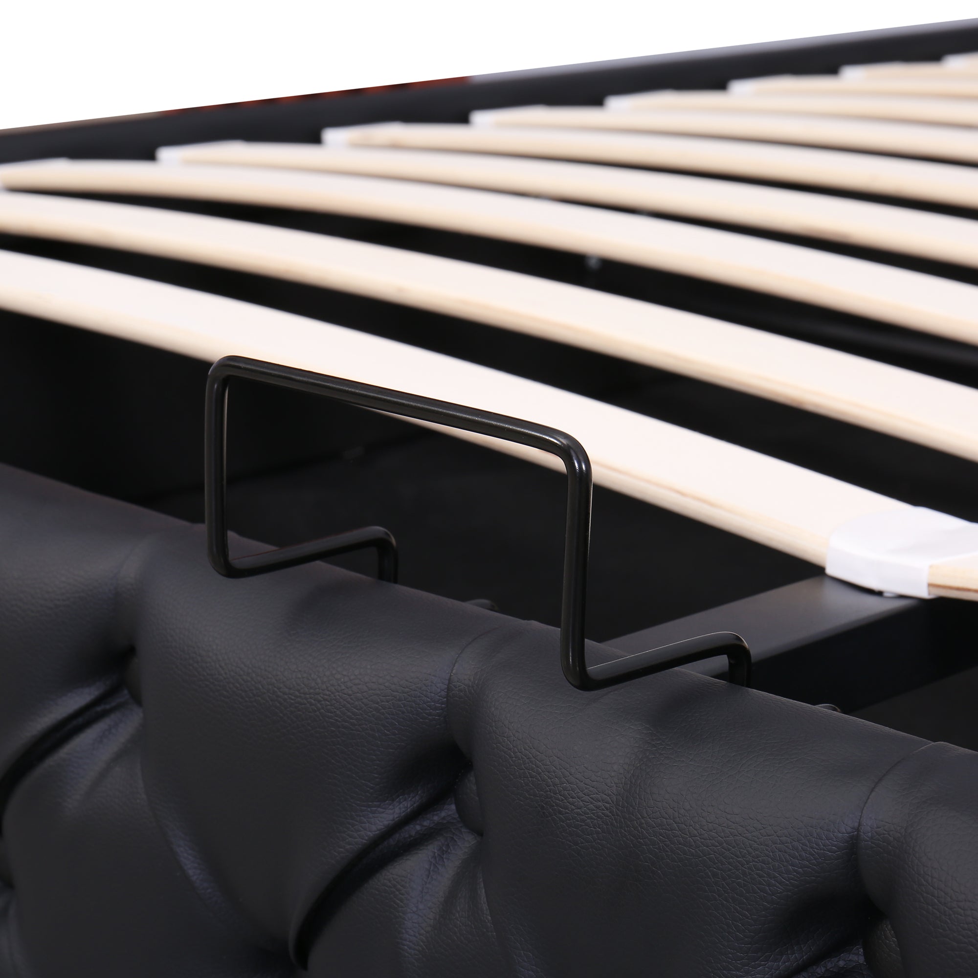 Logidon gestoffeerd bed 140x200 zwart PU met lattenbodem opbergruimte