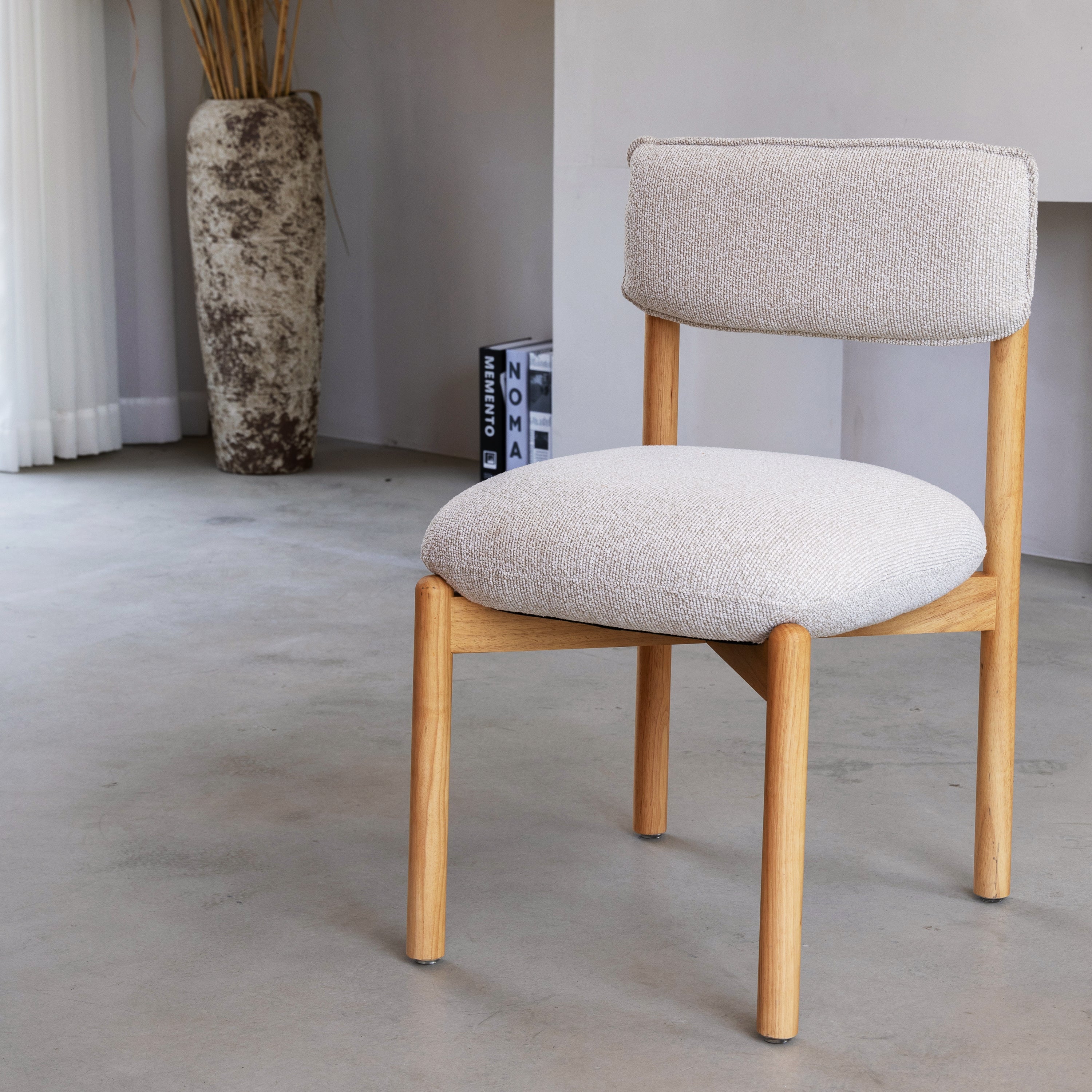 Logidon Frank Houten Stoel Beige Gewatteerd - Minimalistisch Design