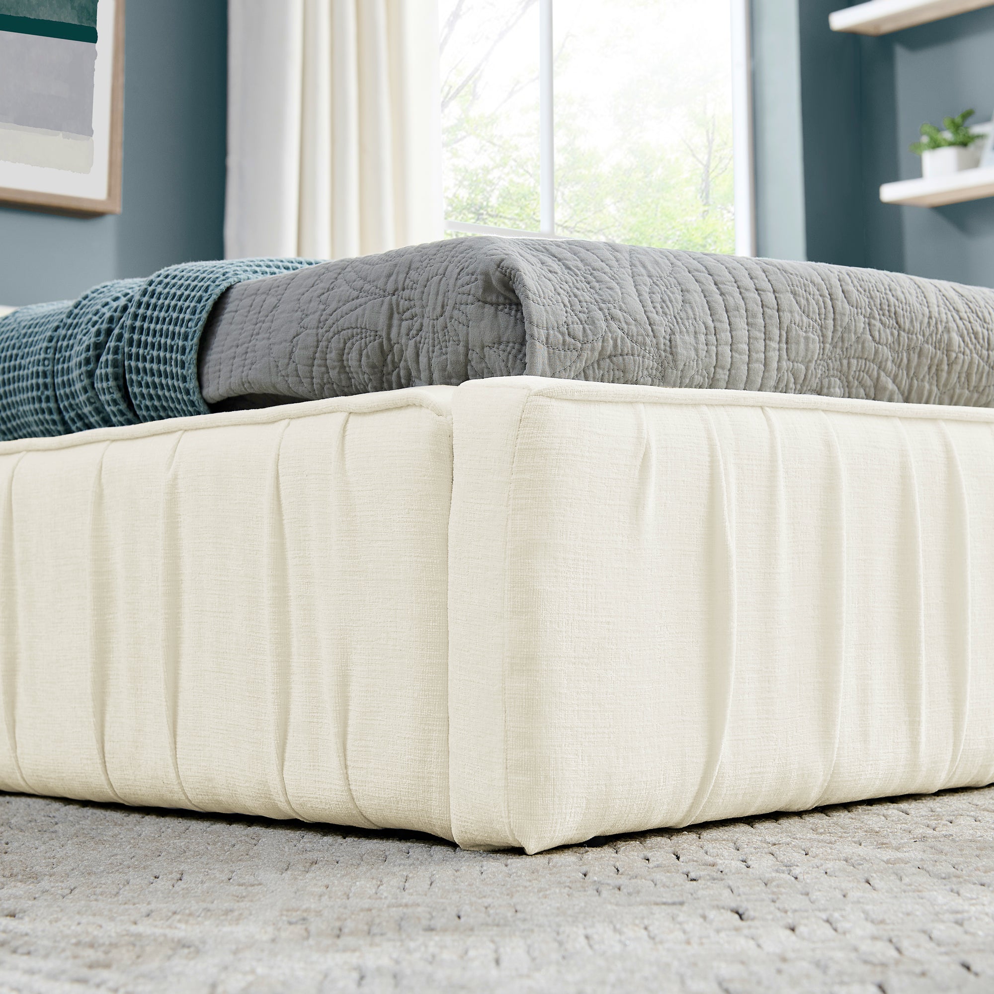 Logidon eenpersoonsbed 90x200cm chenille beige eucalyptushout ijzeren frame
