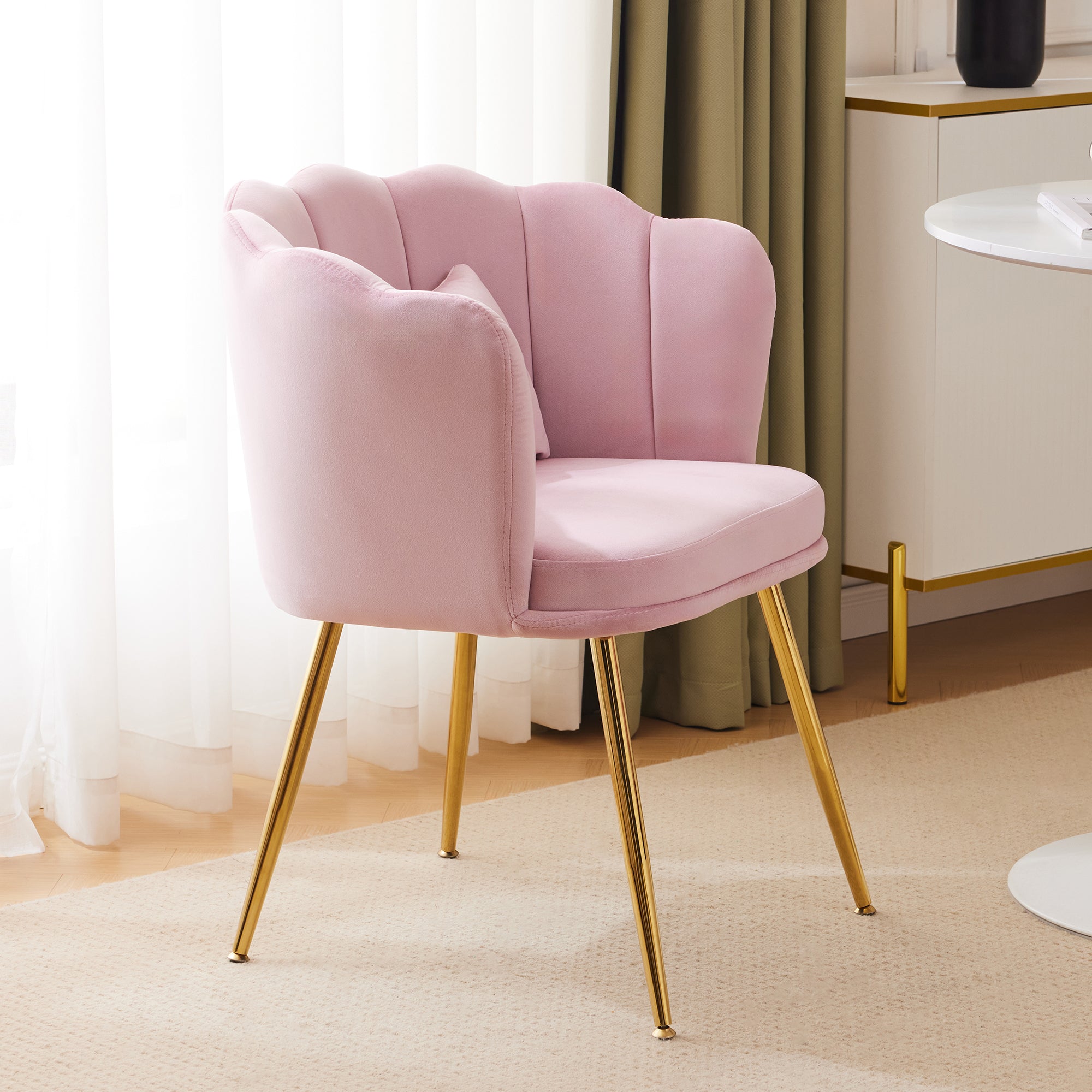 Logidon moderne roze fluwelen fauteuil met bloemblaadjesrugleuning