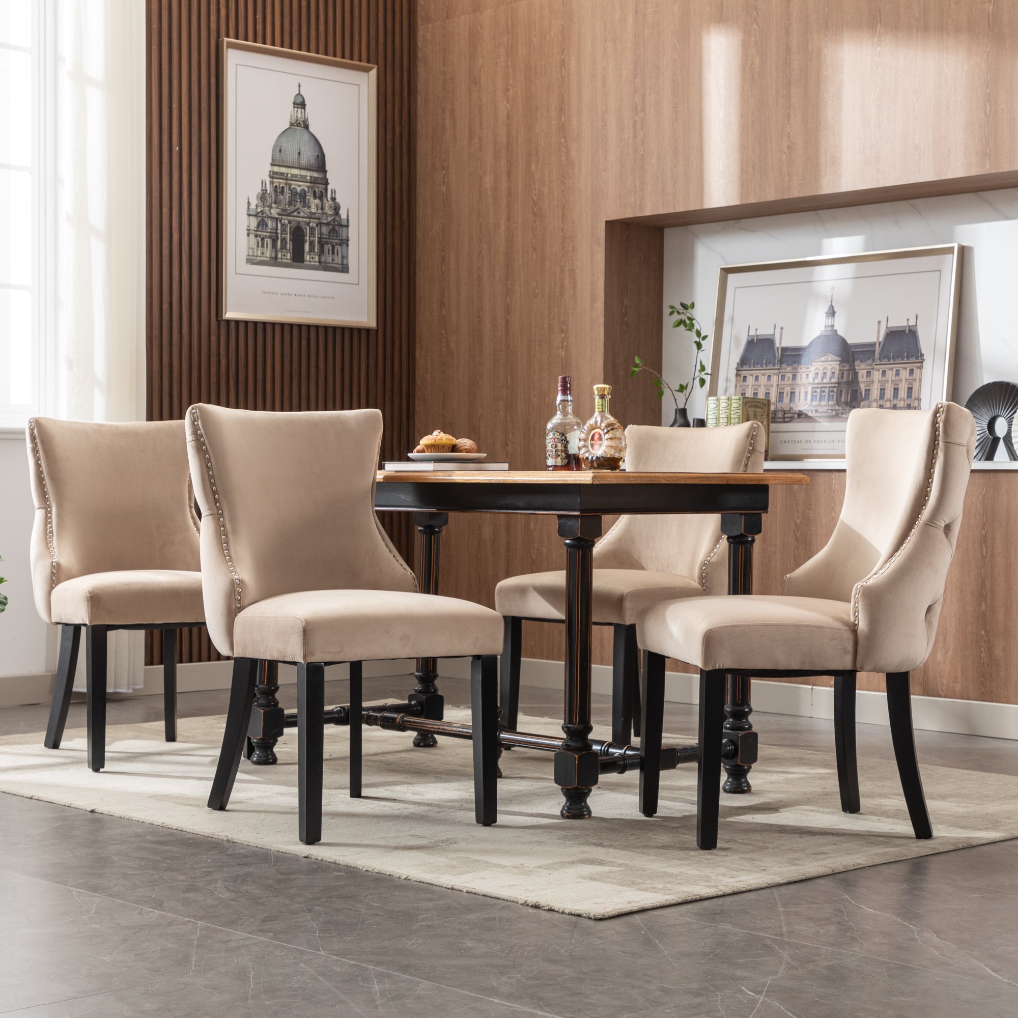Logidon 4-poots stoel beige fluweel met doorgestikt massief houten frame met knopen