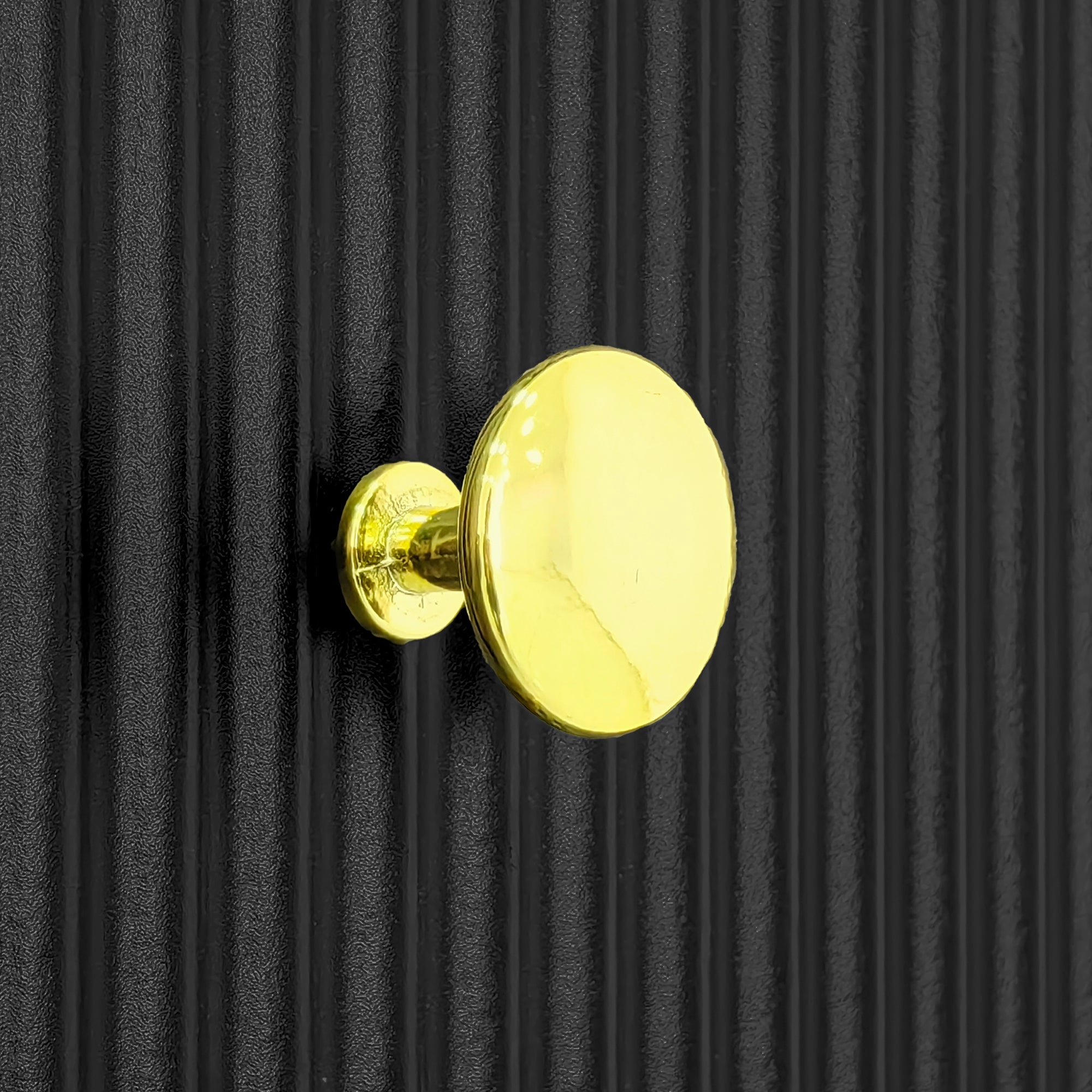 Logidon Dressoir 5 Laden Zwarte Ladekast Met Gouden Handgrepen 79 cm