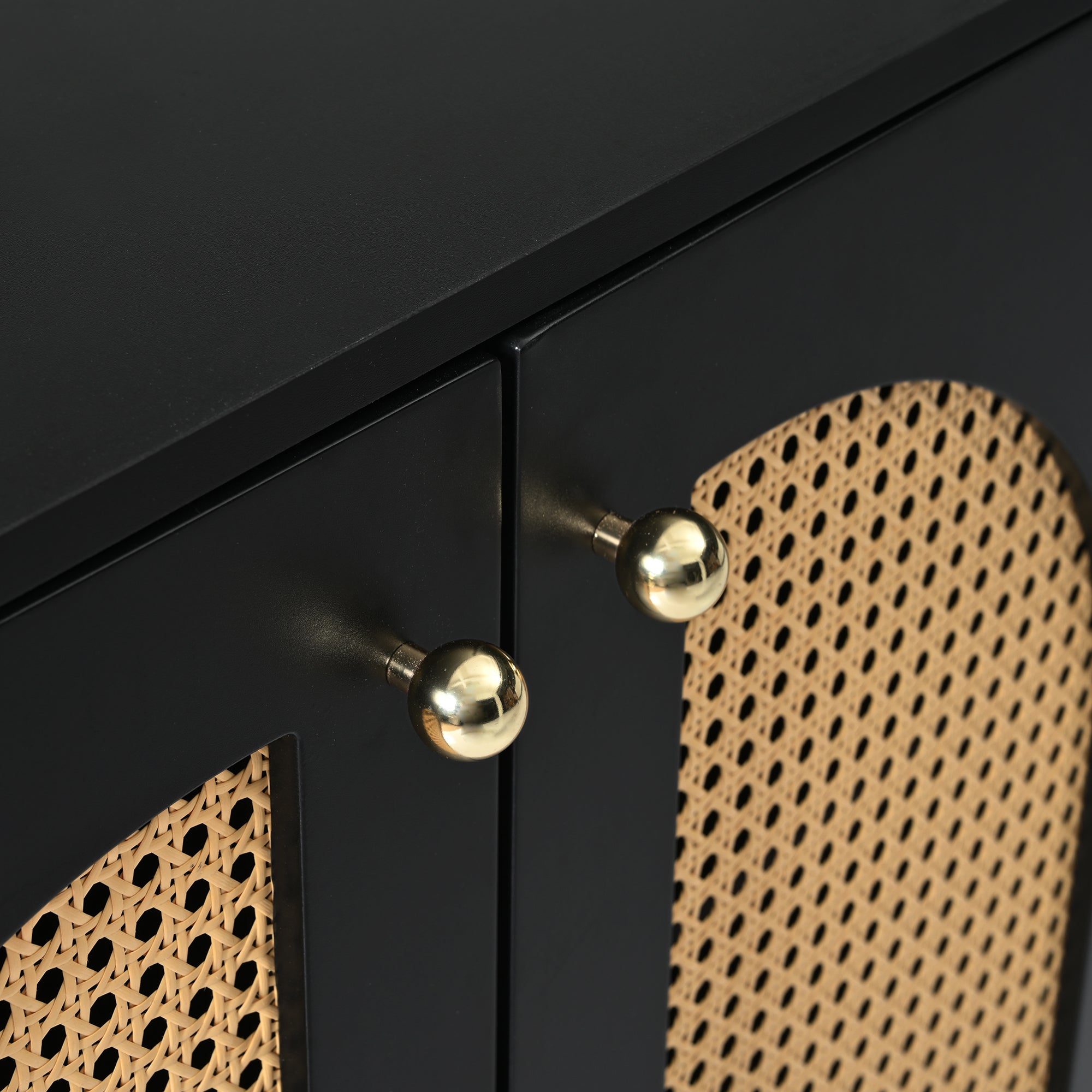 Logidon Dressoir Zwart Met Rotan Deuren Modern Buffet 145x40x80