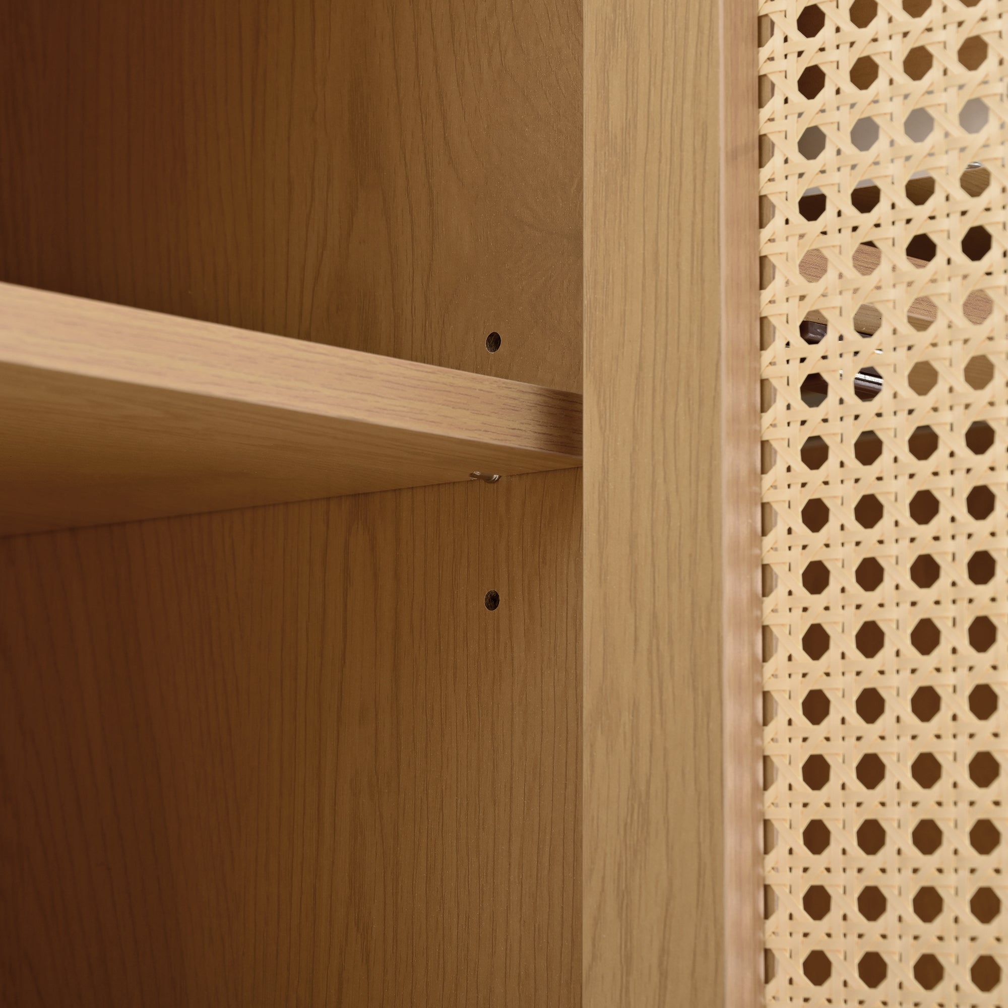 Logidon schoenenkast naturel rotan 120x35x106 met 3 deuren 1 lade