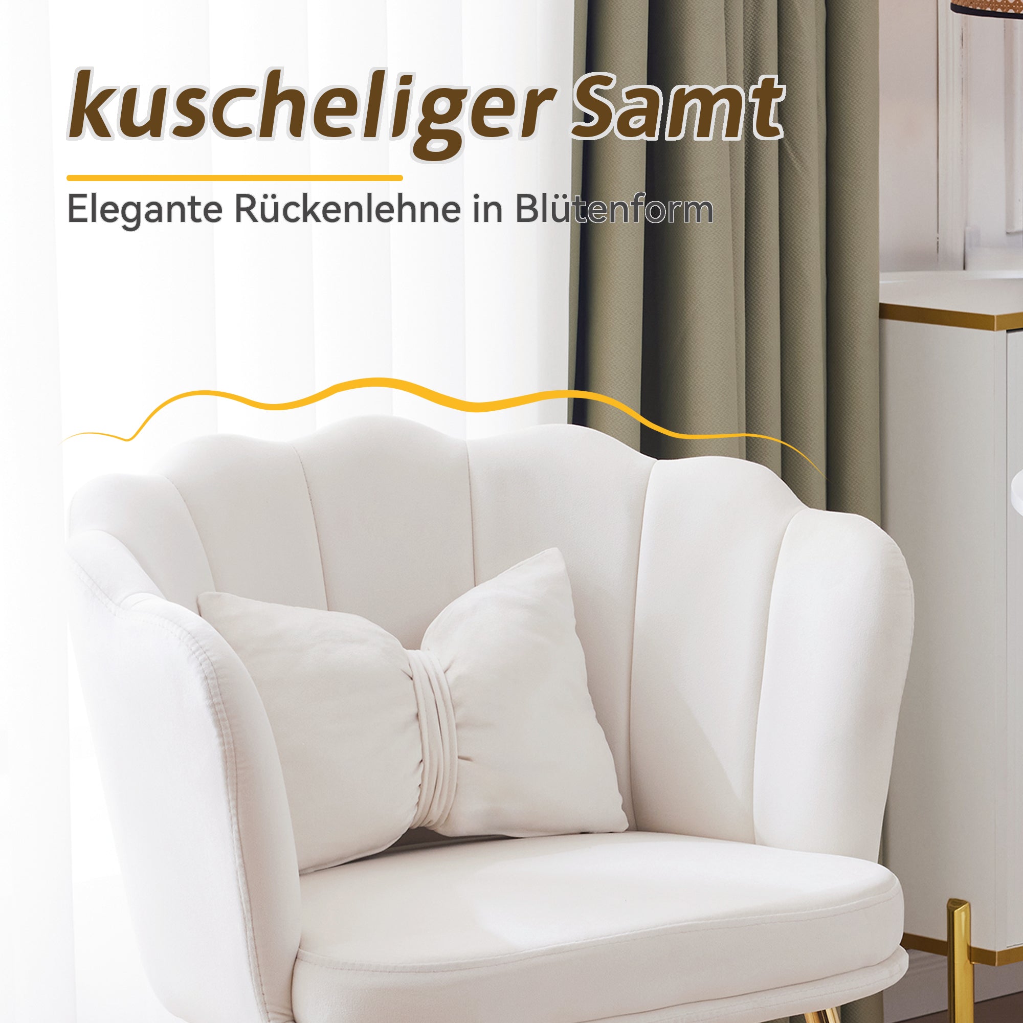 Logidon Vier fluwelen woonstoelen beige met bloemblaadjes aan de achterkant, gouden poten