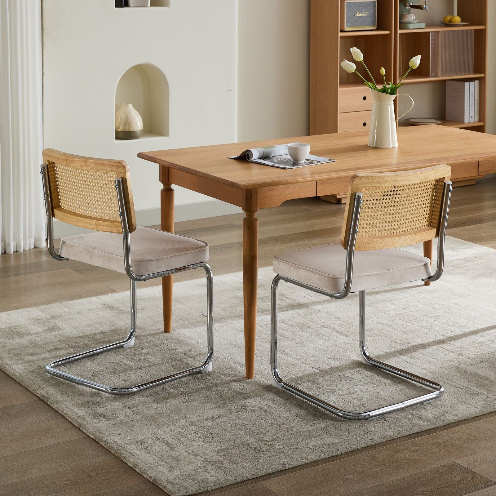 Logidon eettafel stoelen set van 2 velours zitting rotan rugleuning chroom frame beige