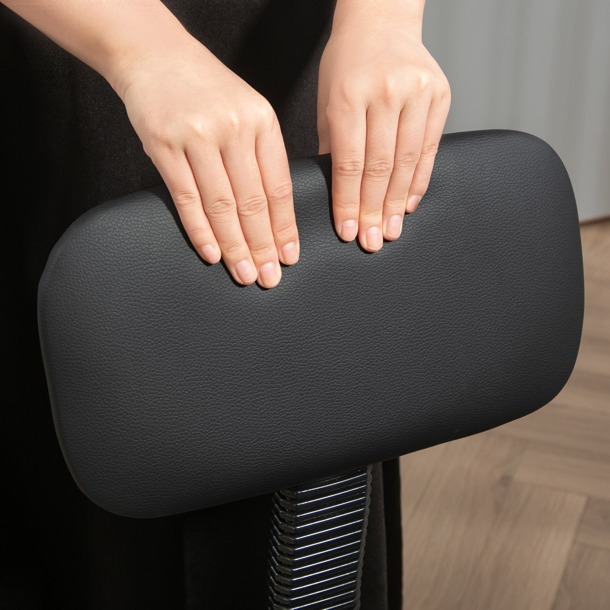 Logidon Bureaustoel Ergonomische Tekenstoel In Hoogte Verstelbare Voetring Zwart