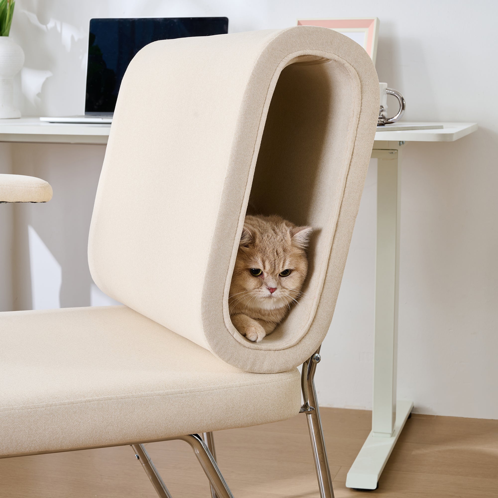 Logidon Bureaustoel Met Kattenmand Beige Brede Zitting