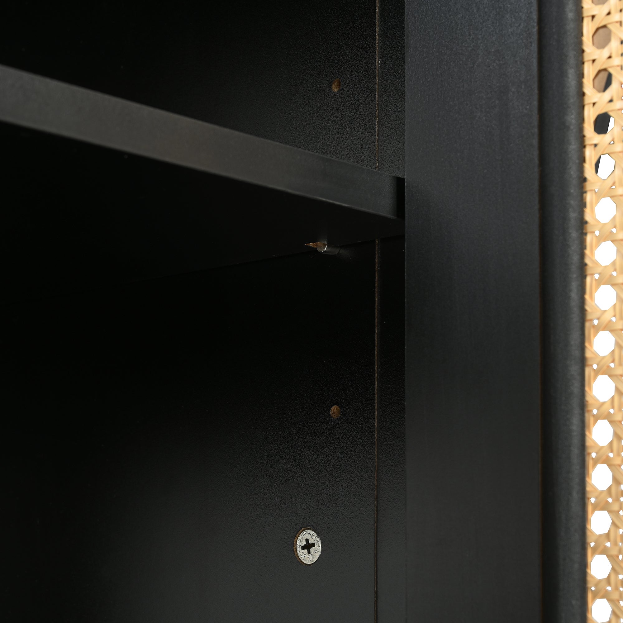 Logidon Dressoir Zwart Met Rotan Deuren Modern Buffet 145x40x80