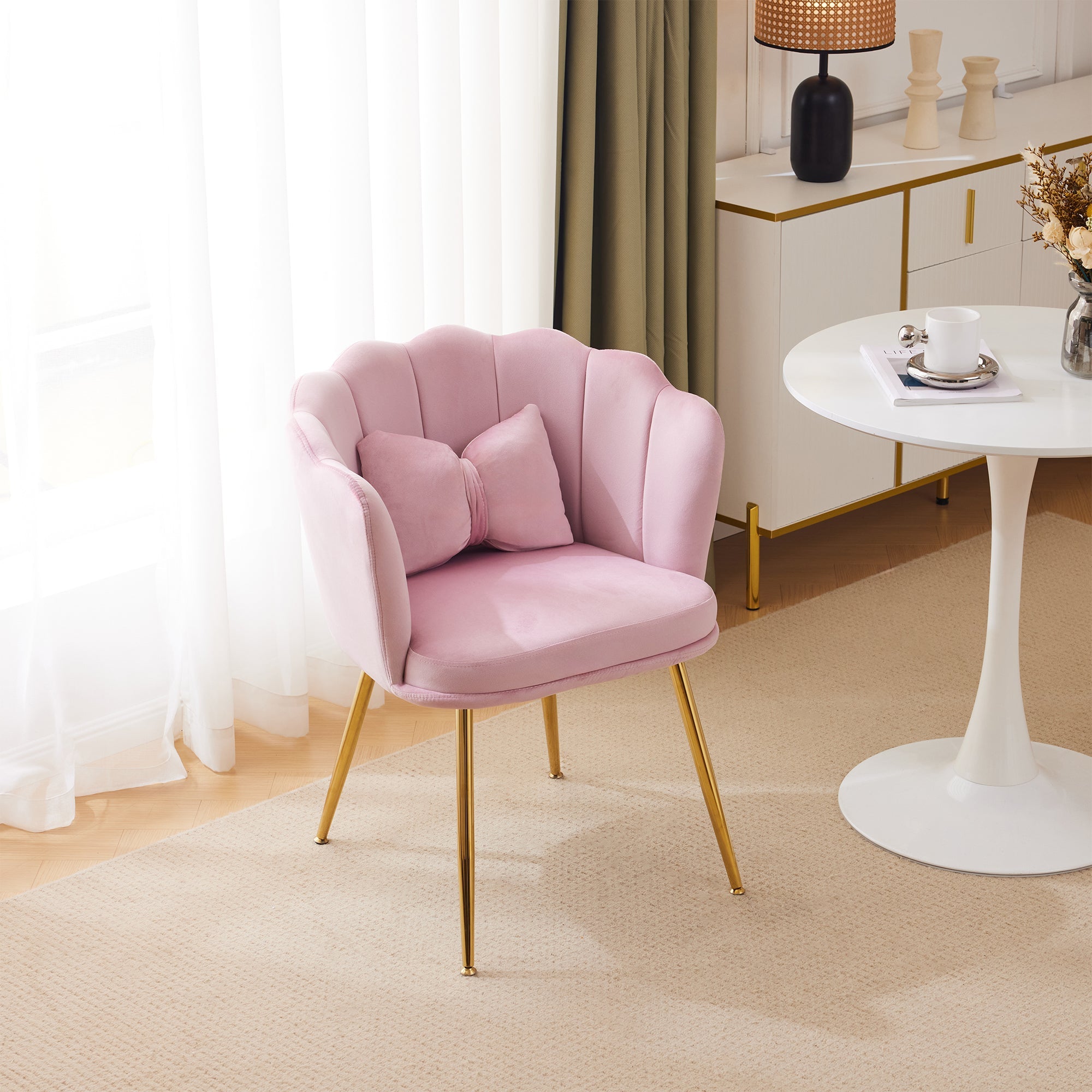 Logidon moderne roze fluwelen fauteuil met bloemblaadjesrugleuning