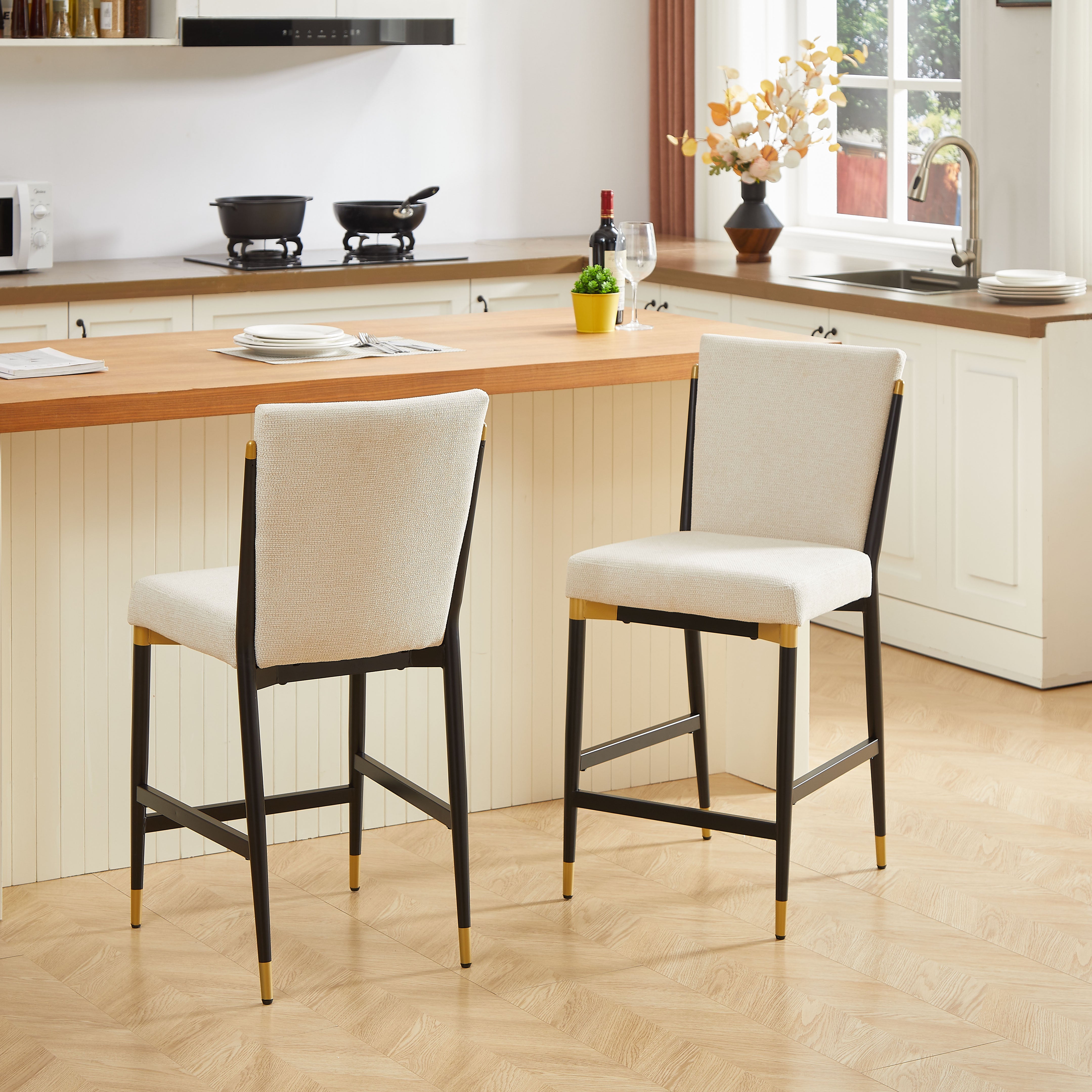 Logidon set van 2 barkrukken op toonbankhoogte zwart goud frame beige stof