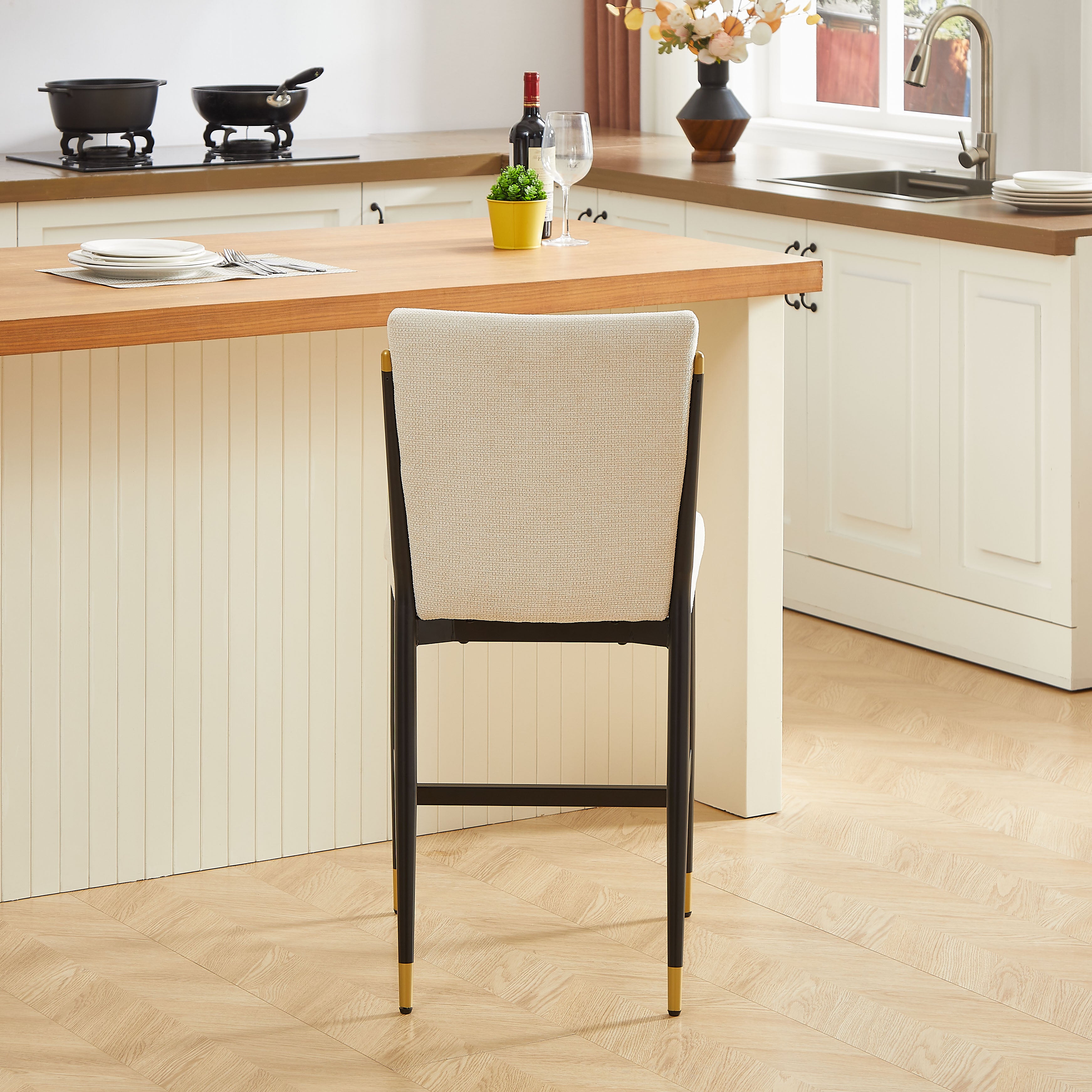 Logidon set van 2 barkrukken op toonbankhoogte zwart goud frame beige stof
