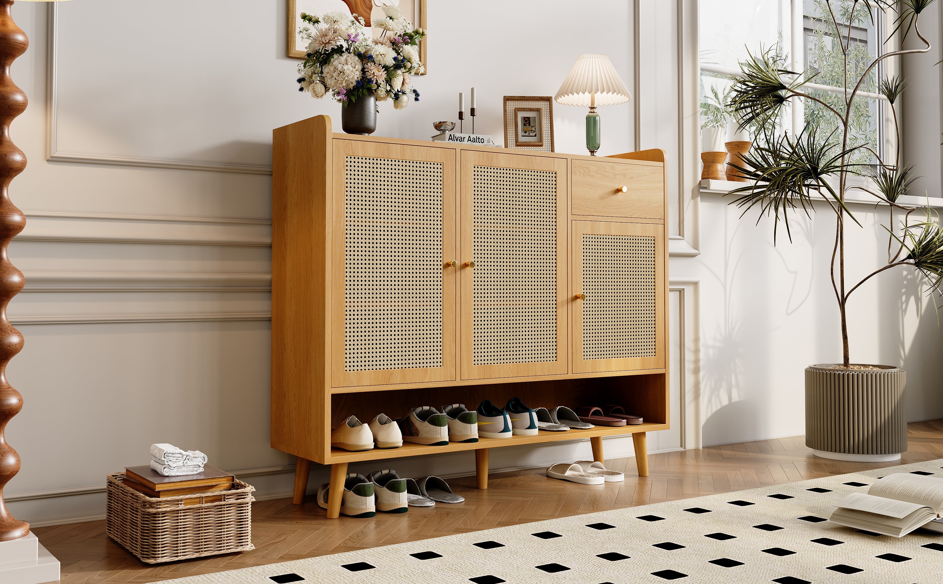 Logidon schoenenkast naturel rotan 120x35x106 met 3 deuren 1 lade