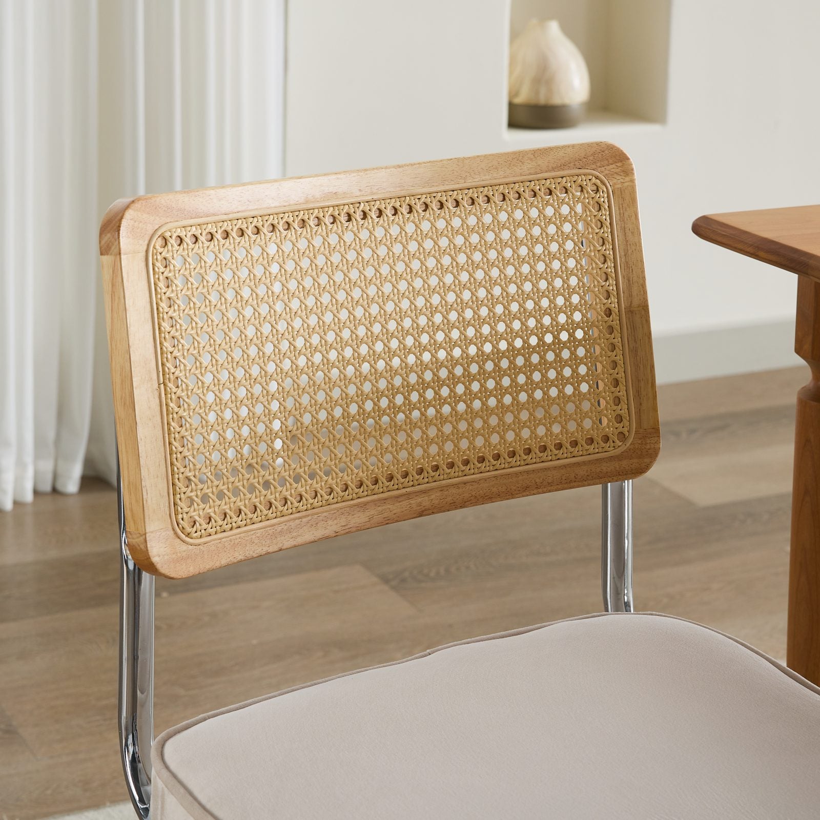 Logidon eettafel stoelen set van 2 velours zitting rotan rugleuning chroom frame beige
