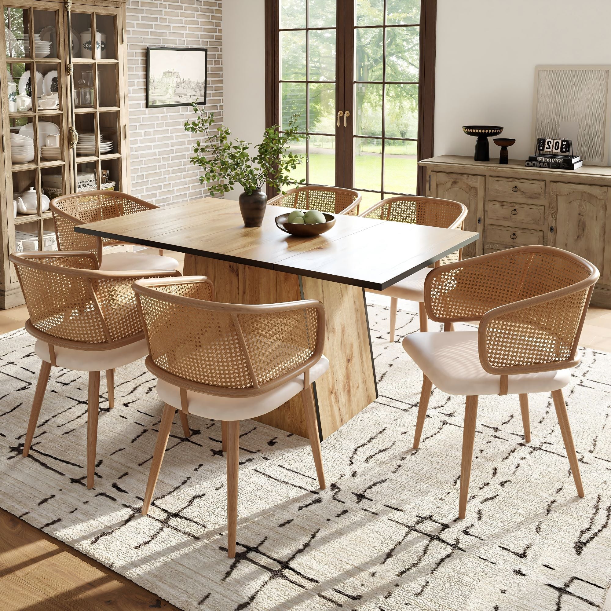 Logidon eetkamerstoelen met rotan rugleuning en PU lederen kussens beige