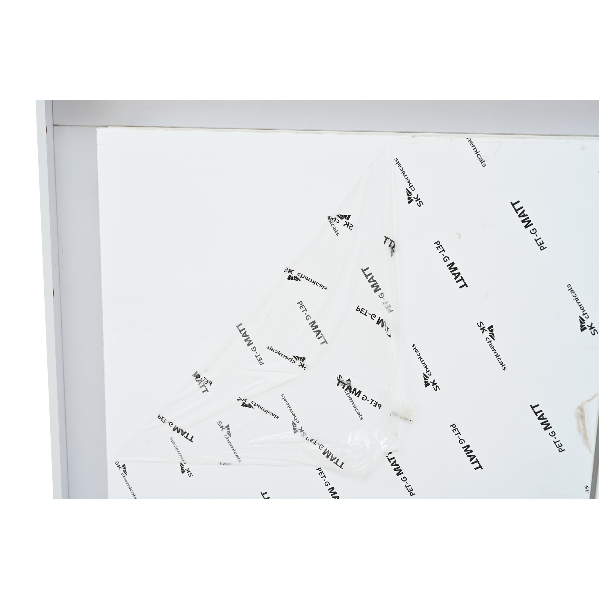 Logidon sideboard 140x35x72 cm white high gloss with LED