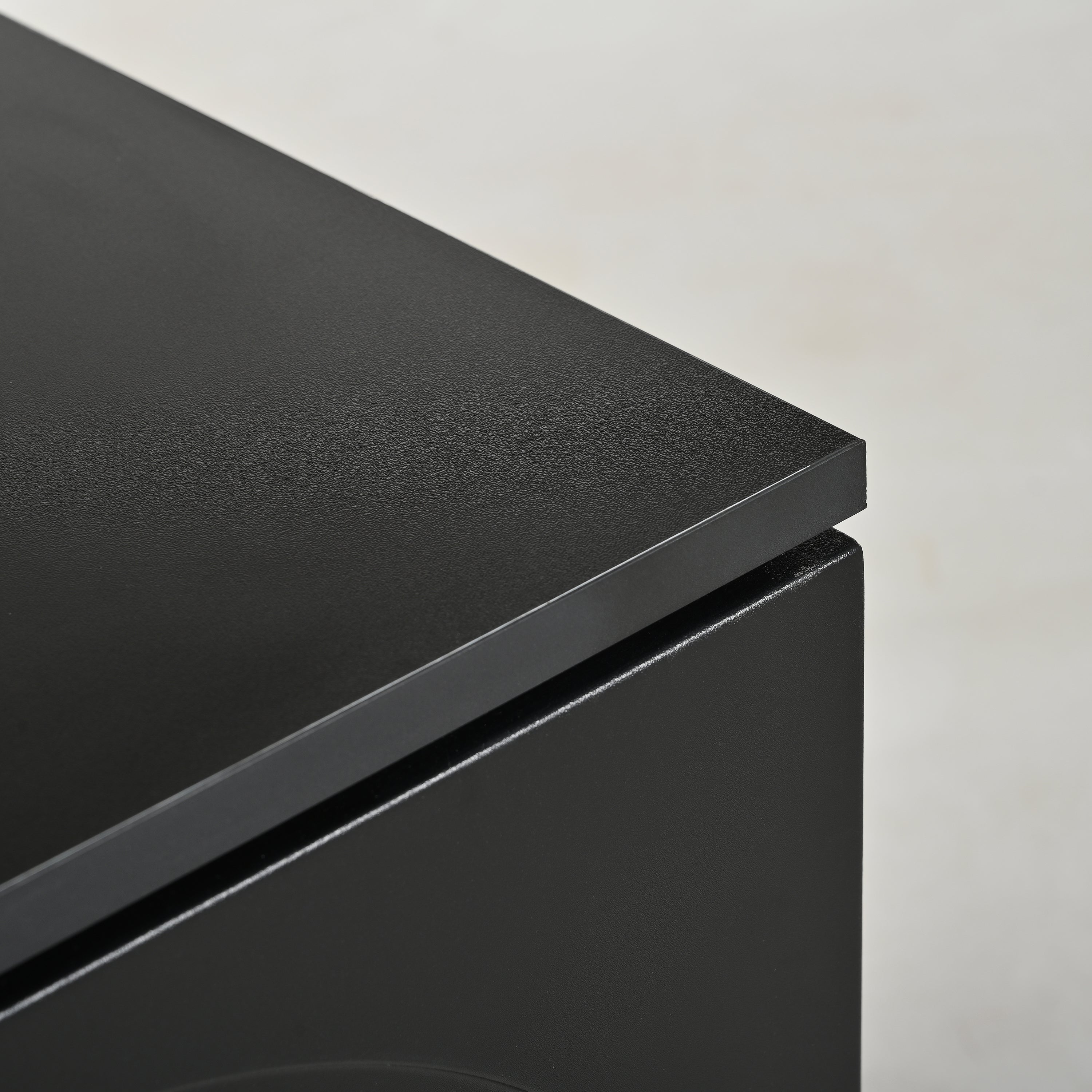 Logidon Modern Black TV Cabinet 175 cm Adjustable Panels